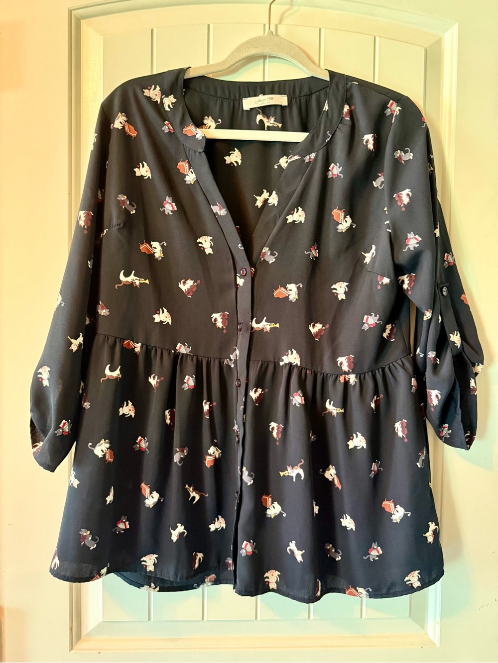 Jessy B by Modcloth Whimsical Cats with musical instruments blouse